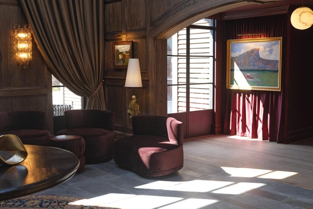 The Grand Saddles Lodge | Credit Lukas Vrtilek