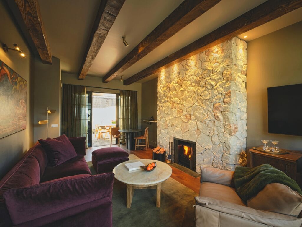The Grand Saddles Lodge – suites | Credit Lukas Vrtilek